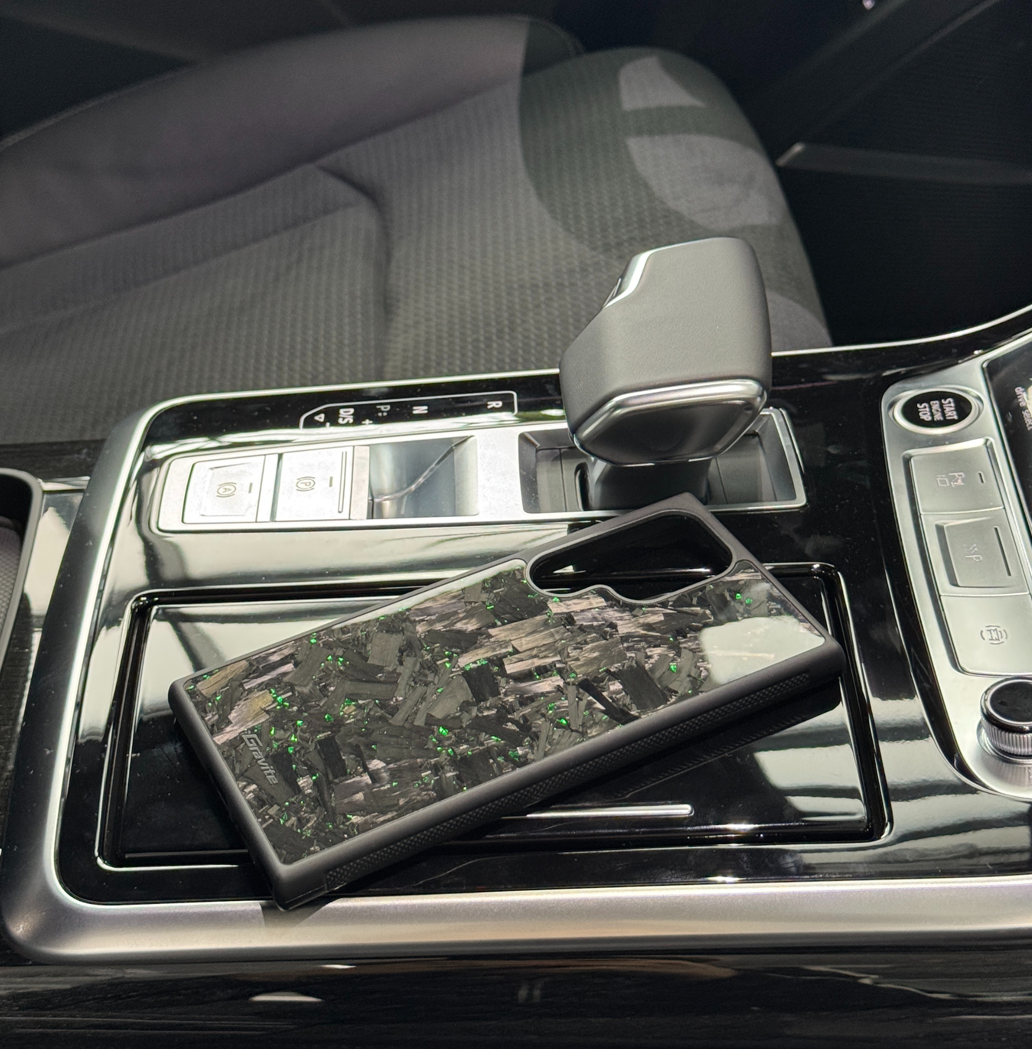 Forged Carbon Case with Green Flakes for Samsung